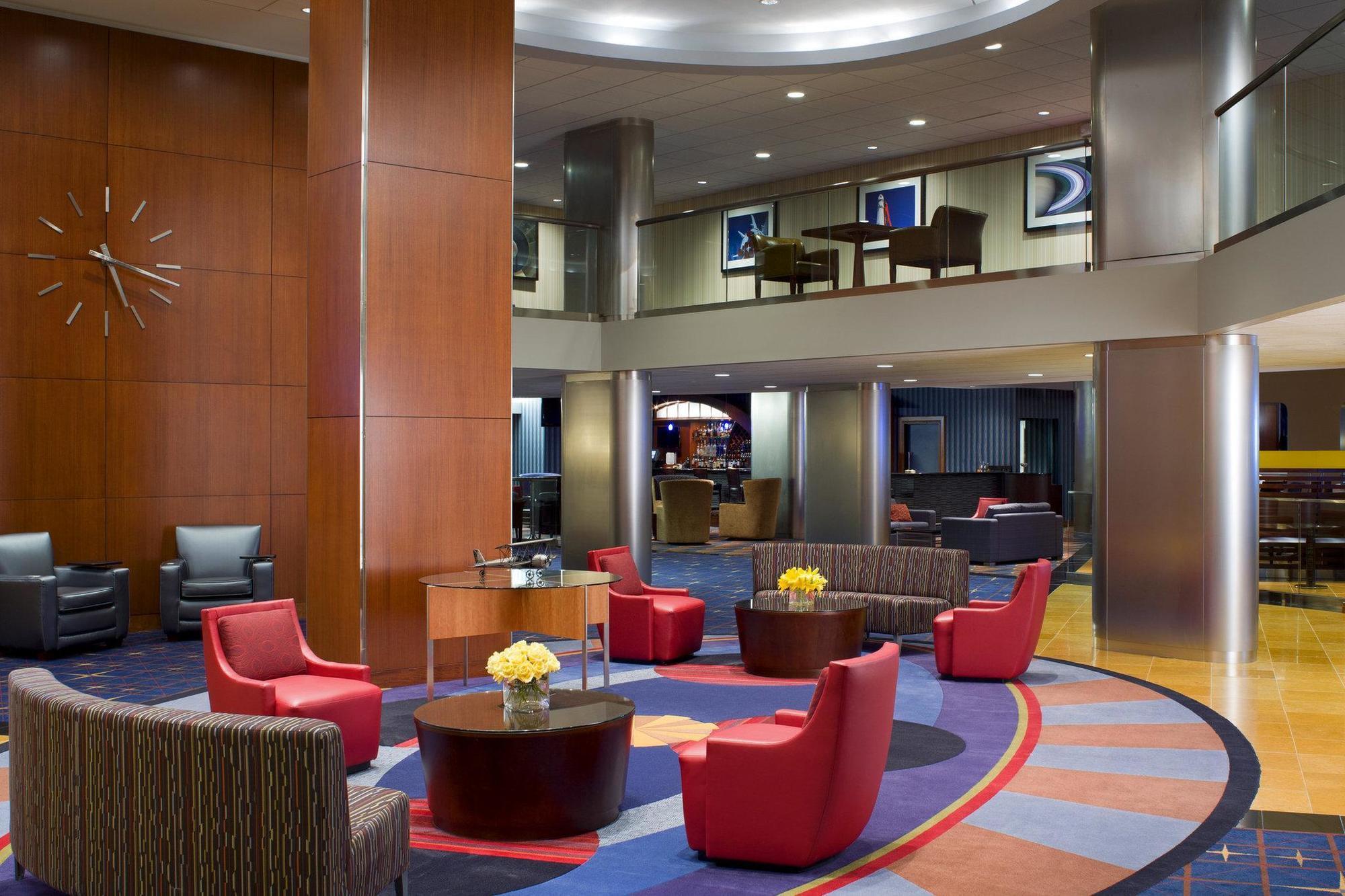 Sheraton Cleveland Airport Hotel Ngoại thất bức ảnh
