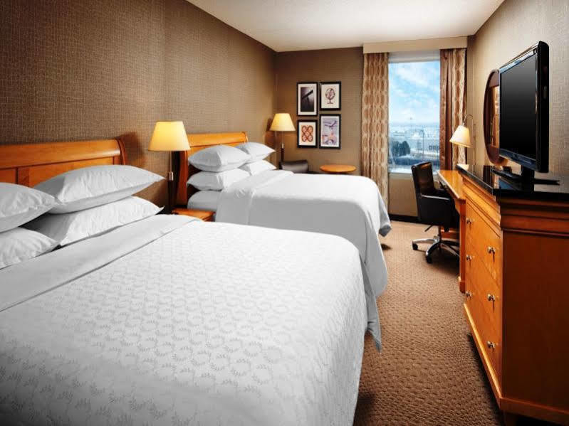 Sheraton Cleveland Airport Hotel Ngoại thất bức ảnh