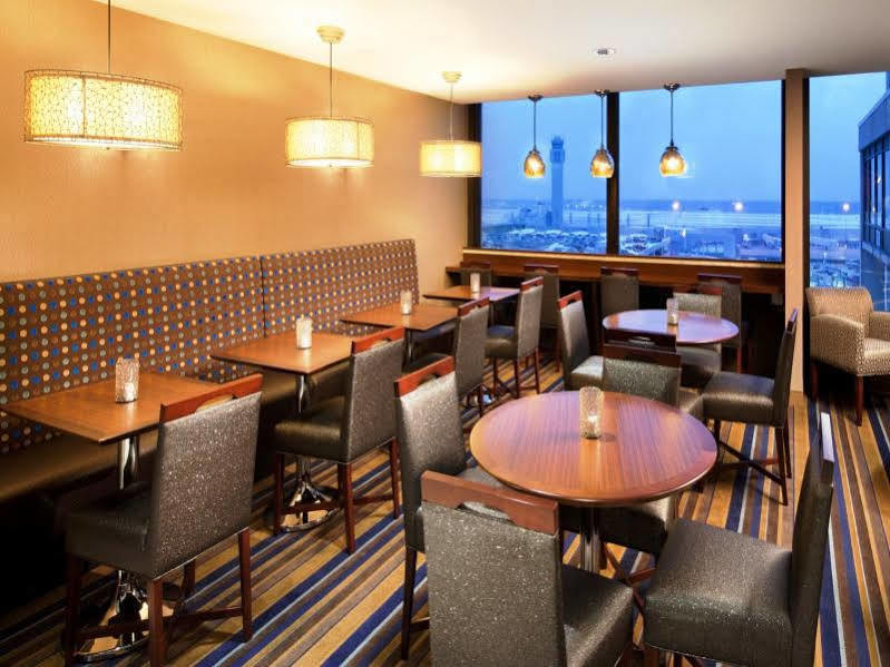 Sheraton Cleveland Airport Hotel Ngoại thất bức ảnh