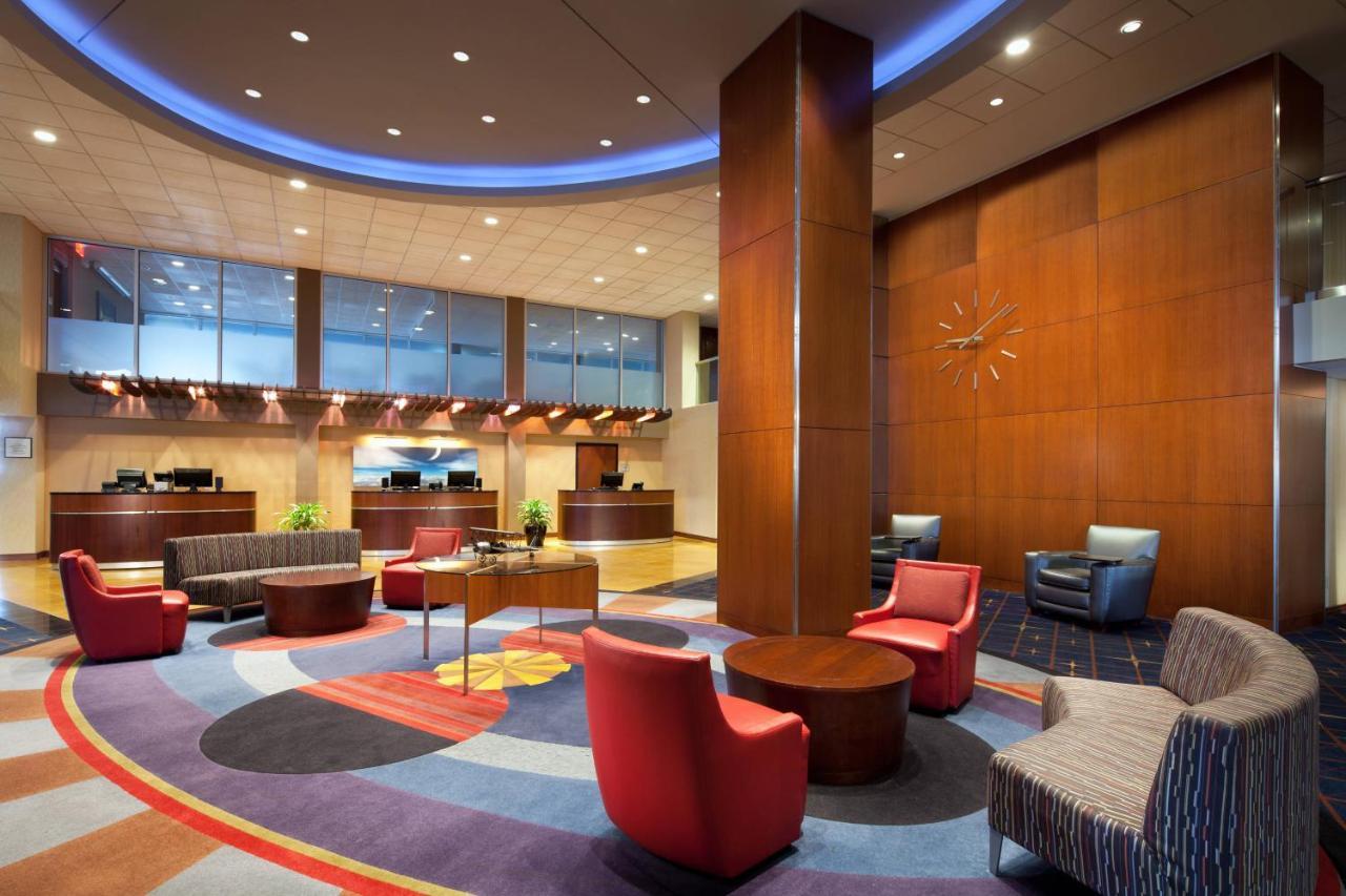 Sheraton Cleveland Airport Hotel Ngoại thất bức ảnh