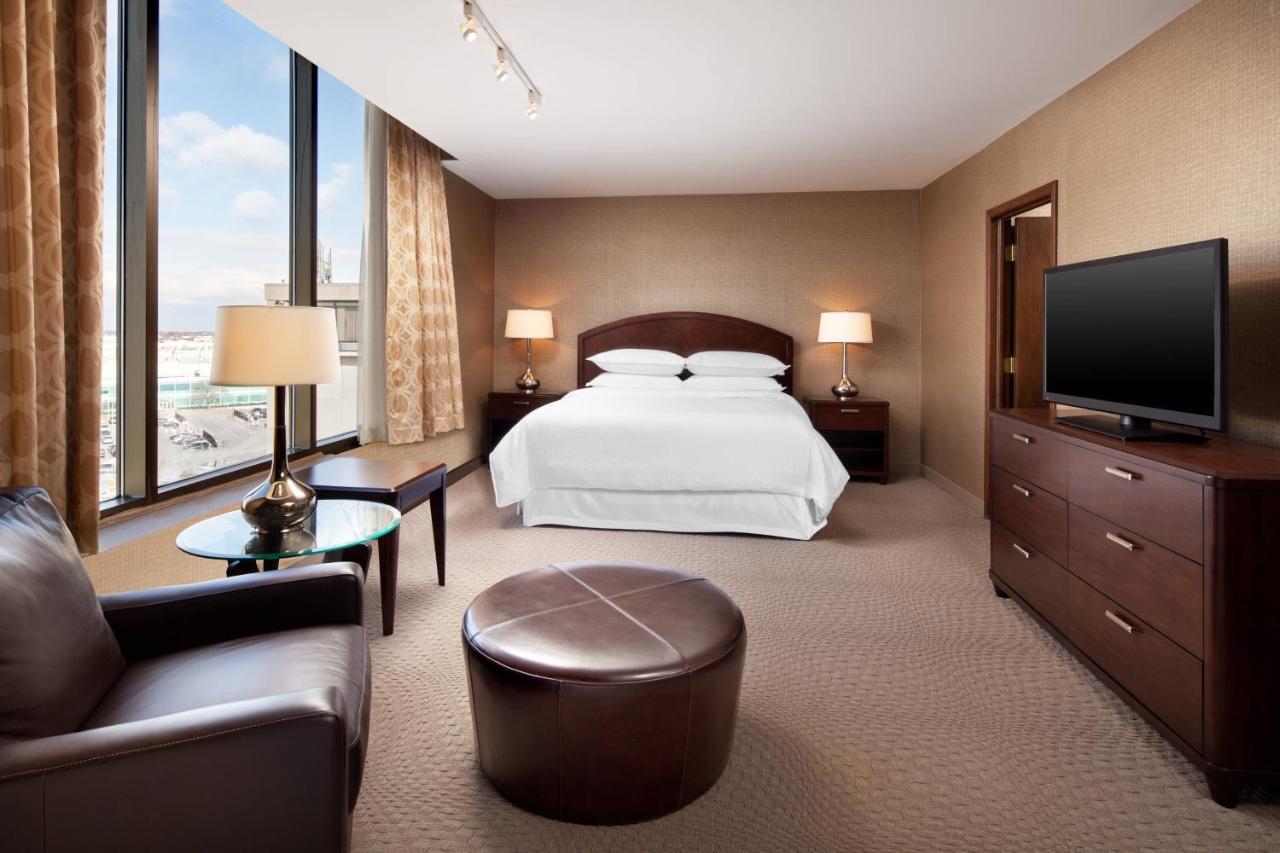 Sheraton Cleveland Airport Hotel Ngoại thất bức ảnh