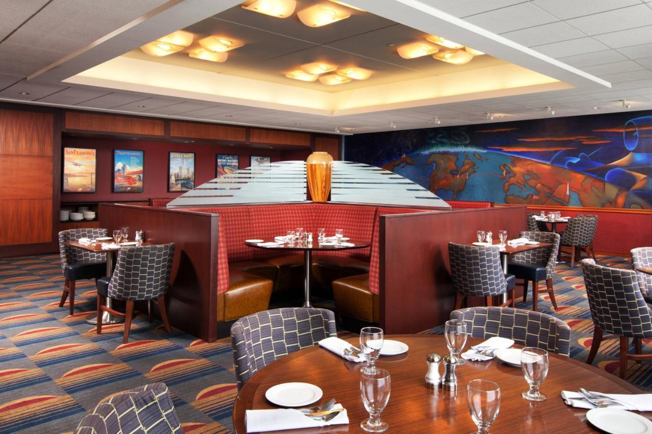 Sheraton Cleveland Airport Hotel Ngoại thất bức ảnh